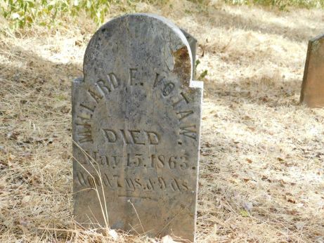 [Picture of Millard Votaw grave]